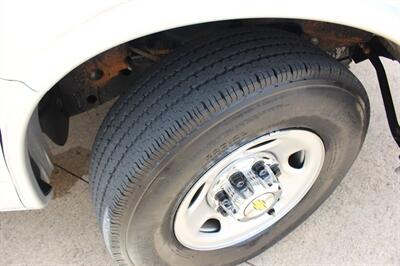 2025 Chevrolet Express LT 3500 - Photo 33 - Euless, TX 76040