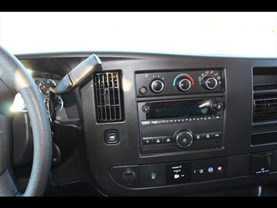 2022 Chevrolet Express LT 3500   - Photo 17 - Euless, TX 76040