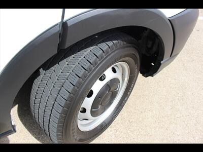 2020 Ford Transit 250   - Photo 34 - Euless, TX 76040
