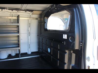 2021 Chevrolet Express 2500   - Photo 18 - Euless, TX 76040