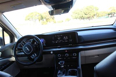 2024 Kia Carnival LX - Photo 19 - Euless, TX 76040