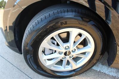 2024 Kia Carnival LX - Photo 39 - Euless, TX 76040