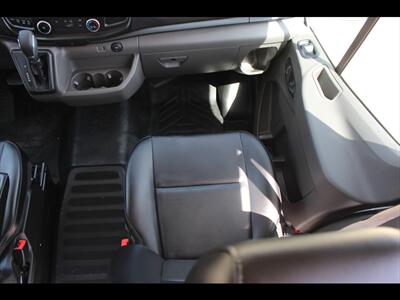 2025 Ford Transit 250   - Photo 18 - Euless, TX 76040