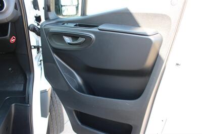 2025 Mercedes-Benz Sprinter 2500 - Photo 18 - Euless, TX 76040