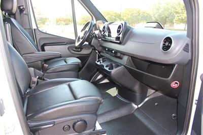 2025 Mercedes-Benz Sprinter 2500 - Photo 17 - Euless, TX 76040