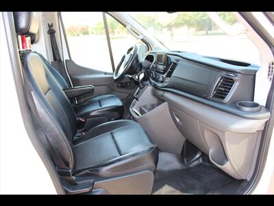 2021 Ford Transit 350 HD   - Photo 18 - Euless, TX 76040