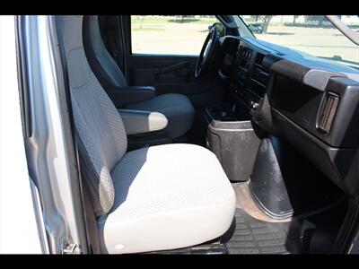 2017 Chevrolet Express LS 2500   - Photo 19 - Euless, TX 76040