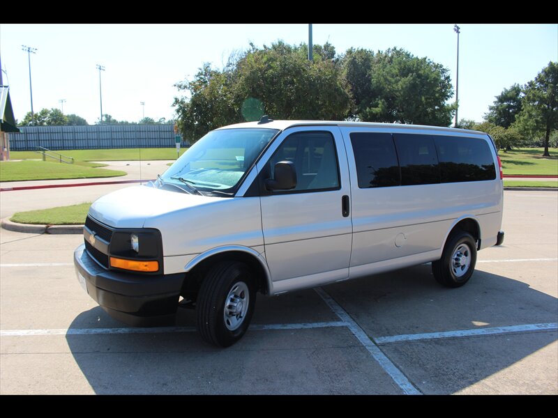 2017 Chevrolet Express LS 2500 - Photo 1 - Euless, TX 76040