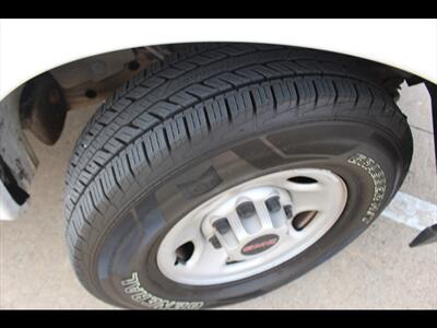 2023 GMC Savana 2500   - Photo 33 - Euless, TX 76040