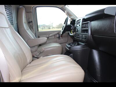 2023 GMC Savana 2500   - Photo 18 - Euless, TX 76040