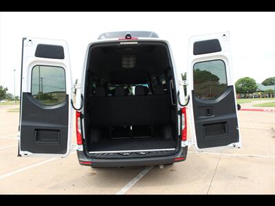 2025 Mercedes-Benz Sprinter 2500   - Photo 9 - Euless, TX 76040