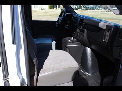 2018 Chevrolet Express 3500   - Photo 17 - Euless, TX 76040