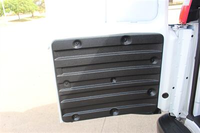 2021 Chevrolet Express 2500 - Photo 11 - Euless, TX 76040