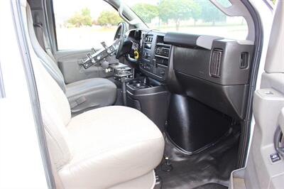 2021 Chevrolet Express 2500 - Photo 18 - Euless, TX 76040