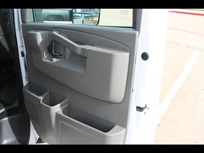 2021 Chevrolet Express 4500   - Photo 27 - Euless, TX 76040