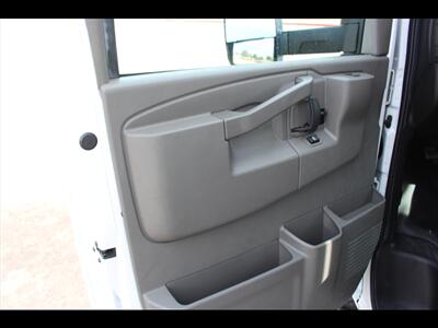2021 Chevrolet Express 4500   - Photo 25 - Euless, TX 76040