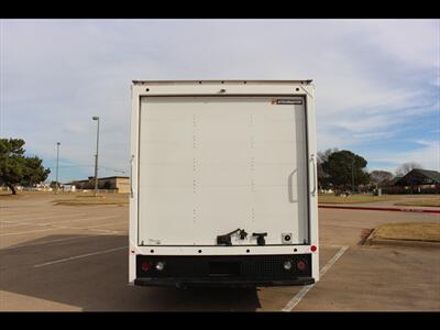 2021 Chevrolet Express 4500   - Photo 3 - Euless, TX 76040