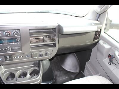 2021 Chevrolet Express 4500   - Photo 19 - Euless, TX 76040