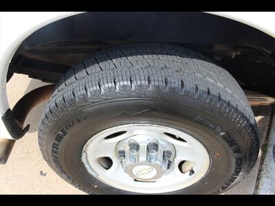 2013 Chevrolet Express LT 3500   - Photo 31 - Euless, TX 76040
