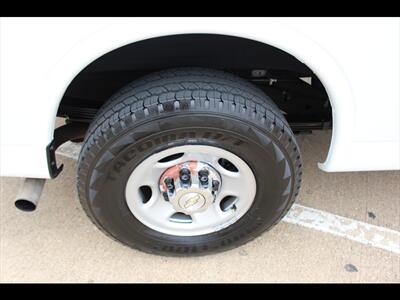 2022 Chevrolet Express LT 3500   - Photo 23 - Euless, TX 76040