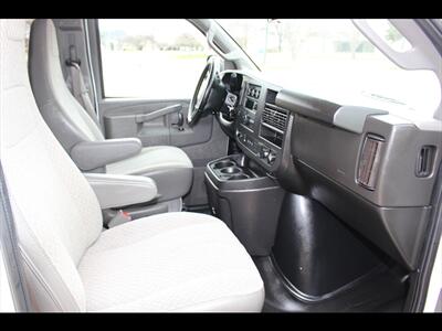 2022 Chevrolet Express LT 3500   - Photo 13 - Euless, TX 76040