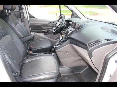 2022 Ford Transit Connect XL   - Photo 17 - Euless, TX 76040