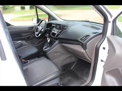 2022 Ford Transit Connect XL   - Photo 16 - Euless, TX 76040