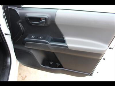 2021 Toyota Tacoma SR   - Photo 21 - Euless, TX 76040