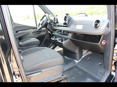 2025 Mercedes-Benz Sprinter 2500   - Photo 24 - Euless, TX 76040