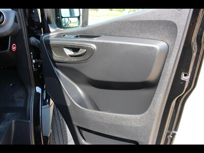 2025 Mercedes-Benz Sprinter 2500   - Photo 25 - Euless, TX 76040