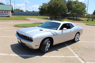 2010 Dodge Challenger R/T - Photo 1 - Euless, TX 76040