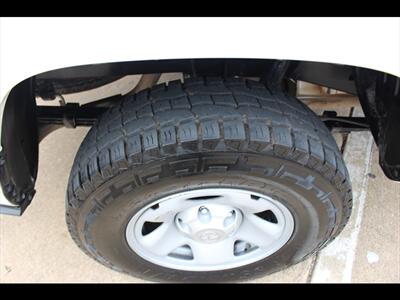 2023 Toyota Tacoma SR - Photo 29 - Euless, TX 76040