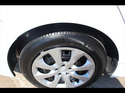 2025 Toyota Corolla LE   - Photo 31 - Euless, TX 76040