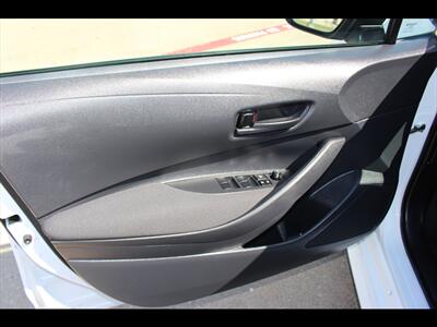 2025 Toyota Corolla LE   - Photo 13 - Euless, TX 76040