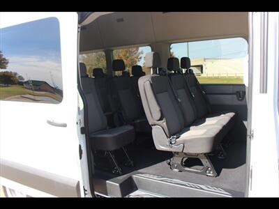 2024 Ford Transit 350 HD XLT   - Photo 18 - Euless, TX 76040