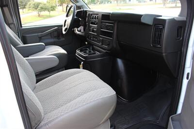2025 GMC Savana LT 3500 - Photo 20 - Euless, TX 76040