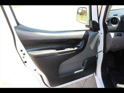 2020 Nissan NV200 SV   - Photo 18 - Euless, TX 76040