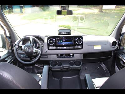 2025 Mercedes-Benz Sprinter 2500   - Photo 16 - Euless, TX 76040