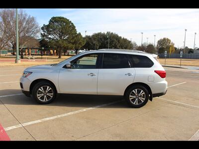 2018 Nissan Pathfinder S   - Photo 2 - Euless, TX 76040