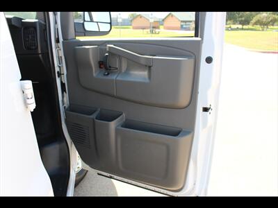 2020 Chevrolet Express LT 3500   - Photo 14 - Euless, TX 76040