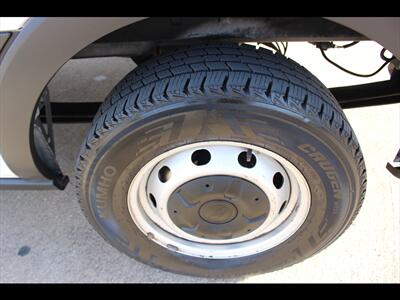 2021 Ford Transit 250   - Photo 24 - Euless, TX 76040