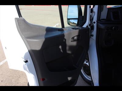 2021 Ford Transit 250   - Photo 18 - Euless, TX 76040