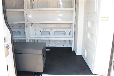 2024 Ford Transit 250   - Photo 15 - Euless, TX 76040