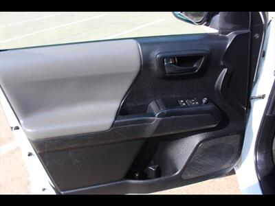 2022 Toyota Tacoma SR   - Photo 20 - Euless, TX 76040