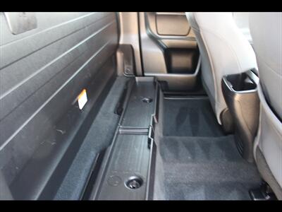 2022 Toyota Tacoma SR   - Photo 17 - Euless, TX 76040