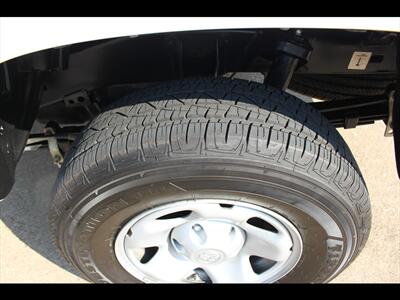 2022 Toyota Tacoma SR   - Photo 32 - Euless, TX 76040