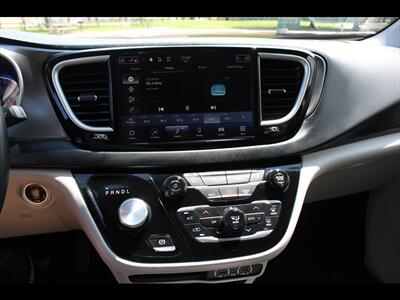 2023 Chrysler Pacifica Touring L   - Photo 26 - Euless, TX 76040