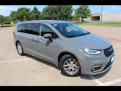 2023 Chrysler Pacifica Touring L   - Photo 7 - Euless, TX 76040