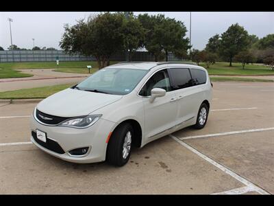 2017 Chrysler Pacifica Touring Plus   - Photo 1 - Euless, TX 76040