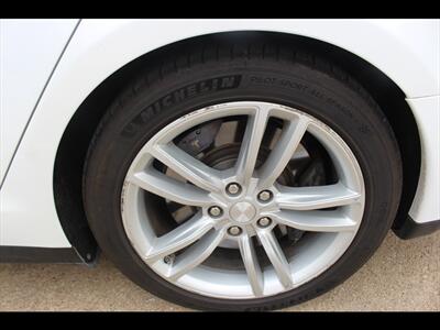 2015 Tesla Model S 70D   - Photo 38 - Euless, TX 76040